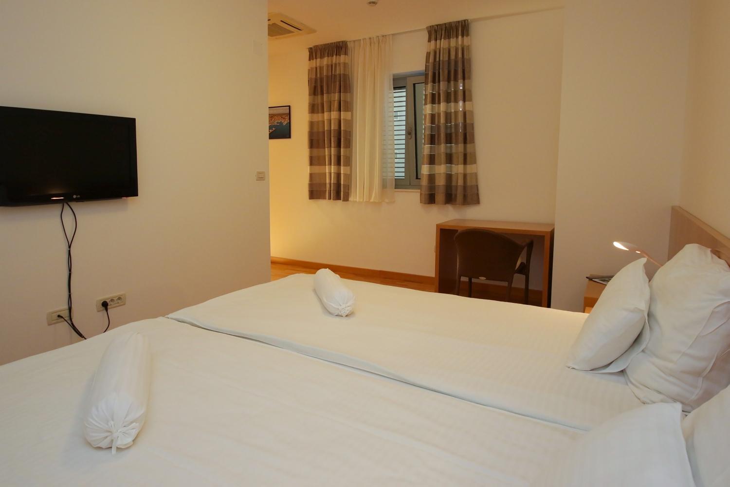 Hotel Villa Radin Vodice Bagian luar foto