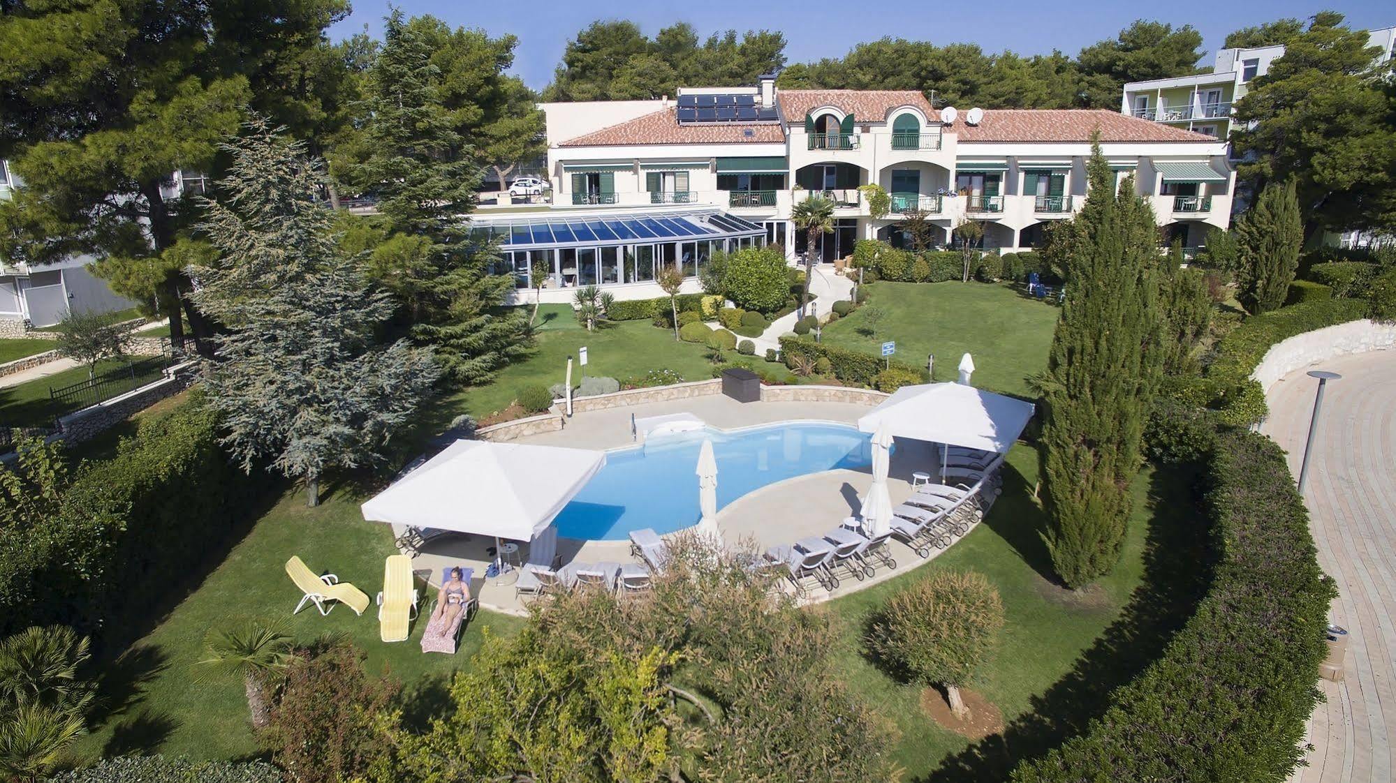 Hotel Villa Radin Vodice Bagian luar foto