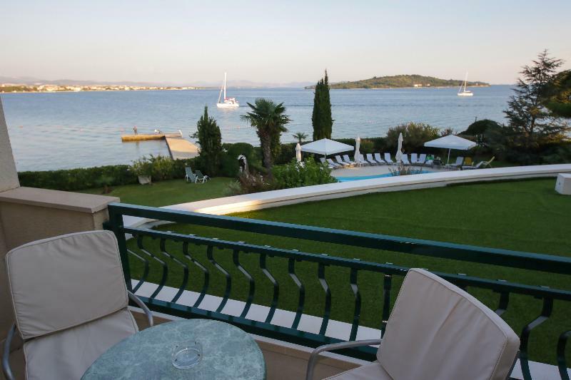 Hotel Villa Radin Vodice Bagian luar foto